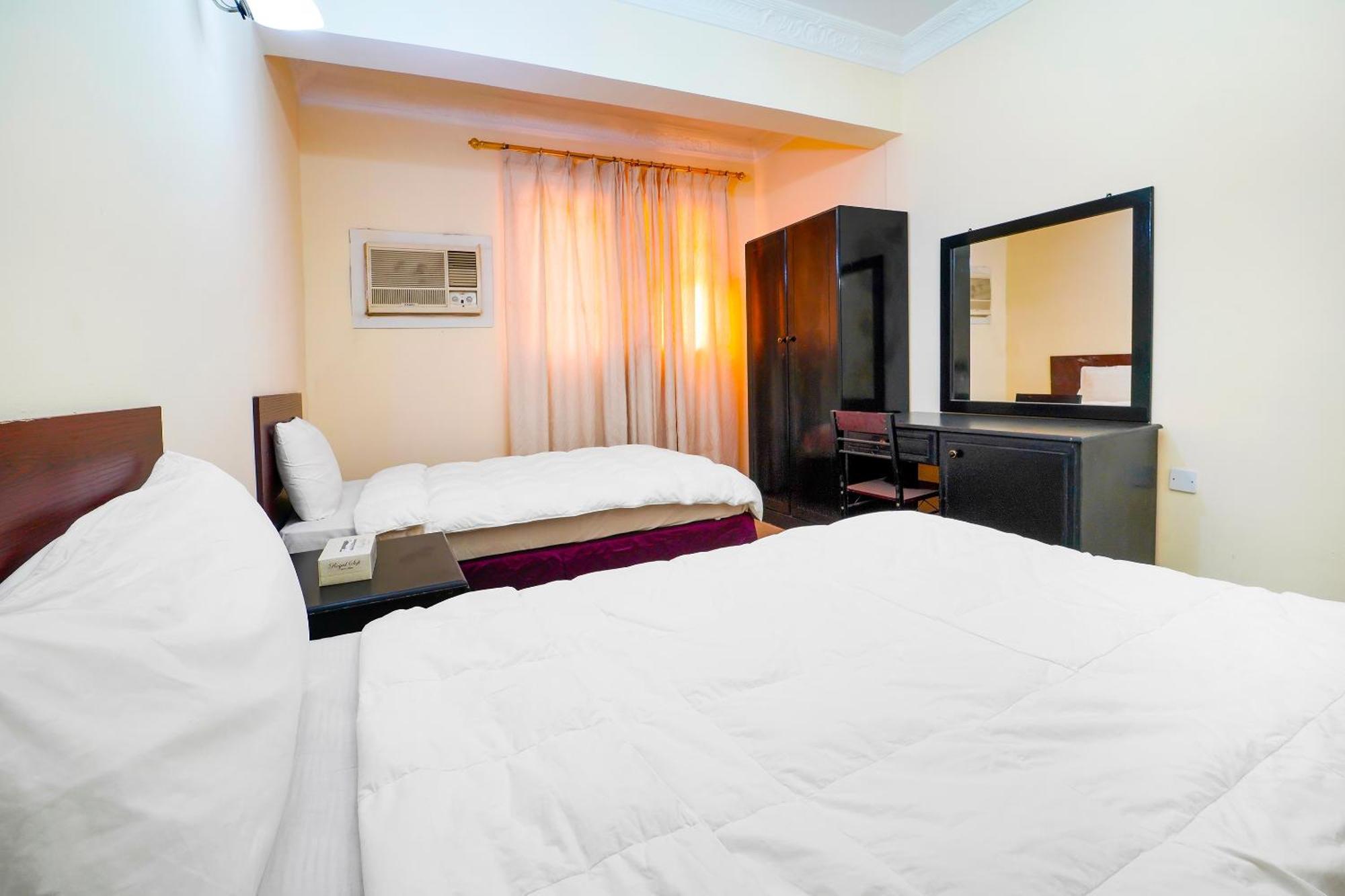 Hotel Oyo 124 Al Salam Palace